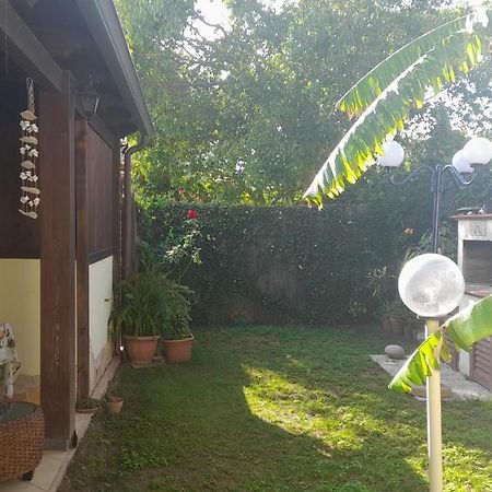 Brezza Di Mare Appartamento In Villa Con Giardino E Spiaggia ,Casa Vacanze Al Mare Quartu SantʼElena Exteriér fotografie