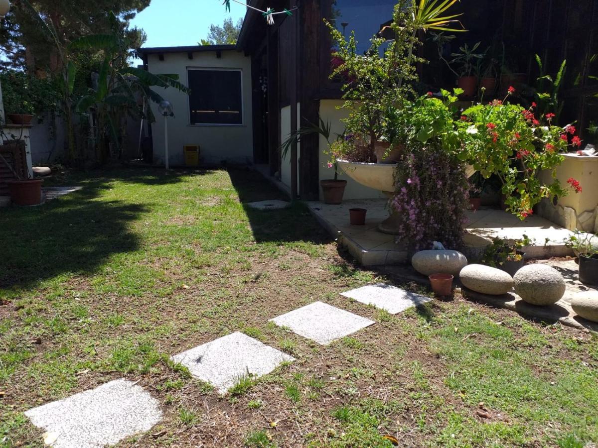 Brezza Di Mare Appartamento In Villa Con Giardino E Spiaggia ,Casa Vacanze Al Mare Quartu SantʼElena Exteriér fotografie